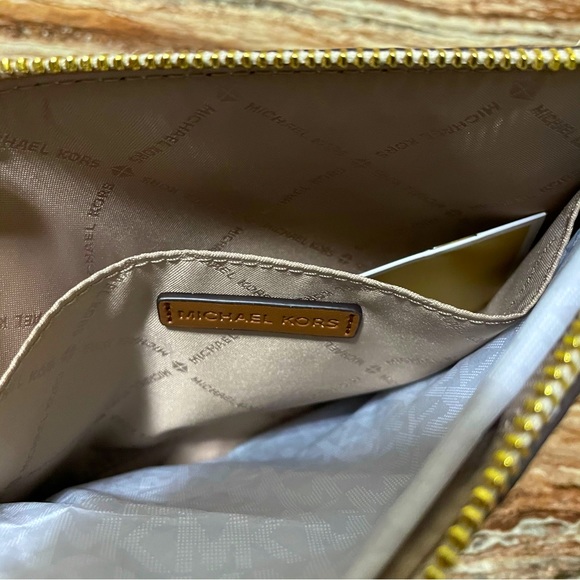 Michael Kors Large Monogram Logo Blue Floral Wristlet - Picture 5 of 5